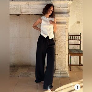 Navy Aritzia Lodge Crepette Pants (M)